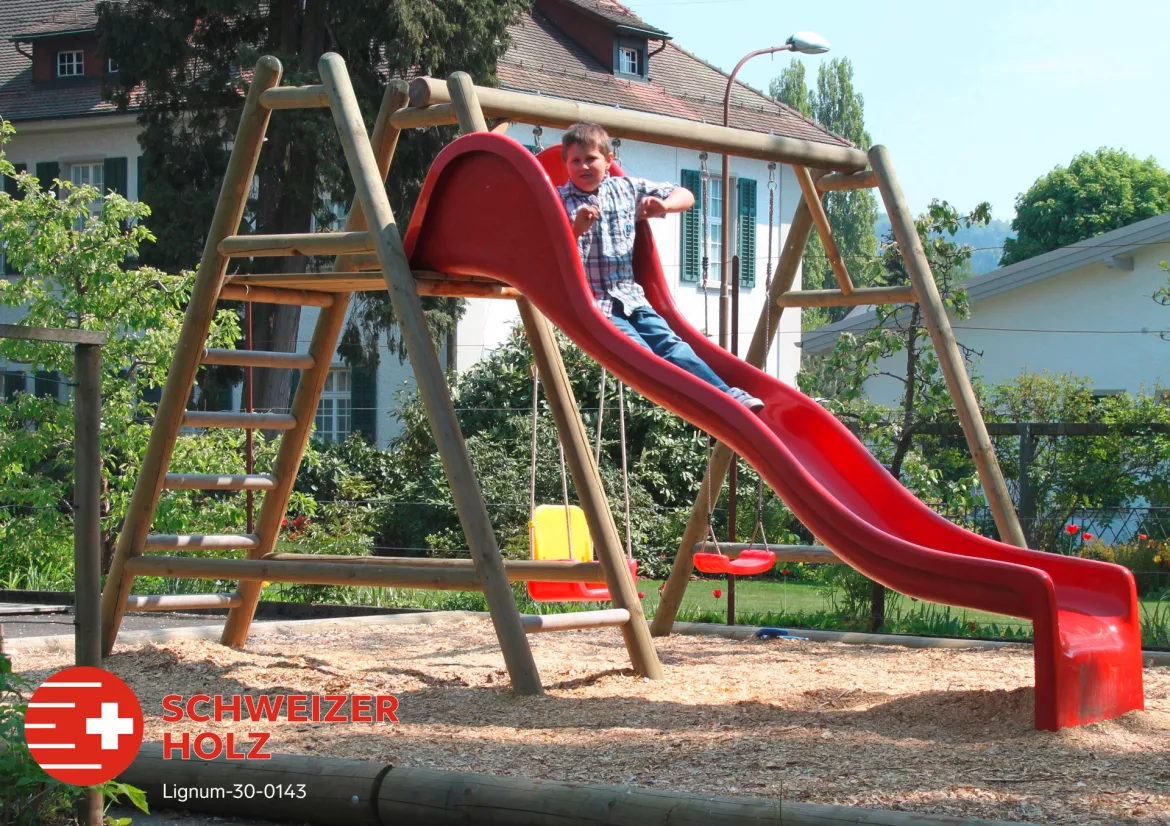 Rundholzspielgeraet_Typ_Rutschbahn_CH_xpvi2v5o491g.jpg Rundholzspielgeraet_Typ_Rutschbahn_CH_xpvi2v5o491g.jpg
