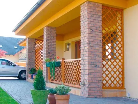 Rankgitter_Serie_Bozen.jpg Rankgitter_Serie_Bozen.jpg