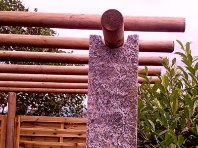 Granitpergola_detail.jpg Granitpergola_detail.jpg