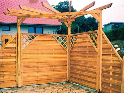 Eckpergola_mit_Rabland.jpg