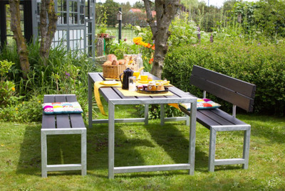 Plus_Planken_Gartenbankgarnitur_schwarz.jpg
