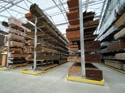 Lager_Halle_Konstruktionsholz_1pe3hhk1wjdqb.jpg