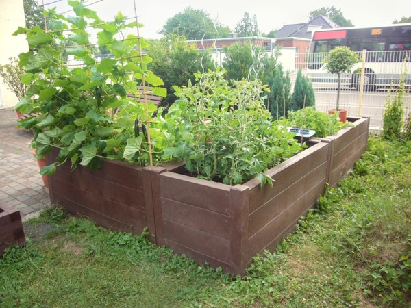 Hochbeet_Recycling2.jpg Hochbeet_Recycling2.jpg