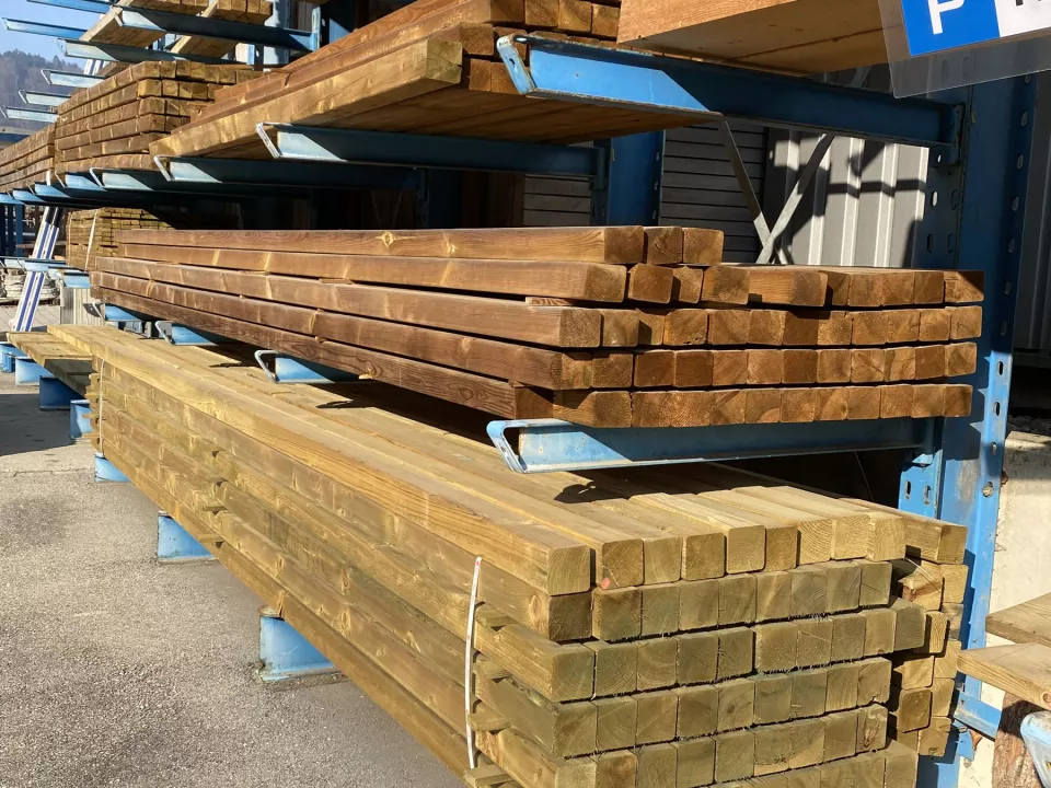 Konstruktionsholz_impraegniert.jpg Konstruktionsholz_impraegniert.jpg