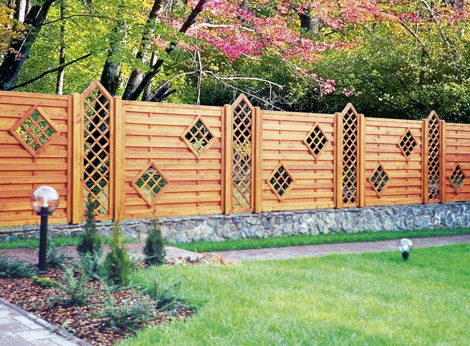 Sichtschutz_Bruneck_Laerche.jpg Sichtschutz_Bruneck_Laerche.jpg