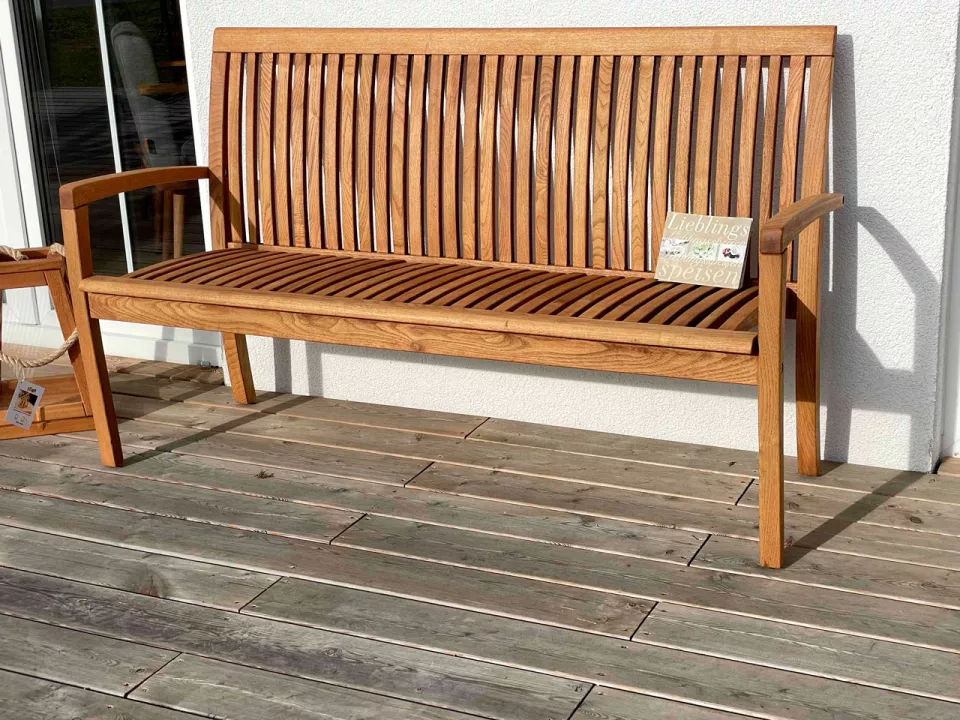 Sitzbank_Ravenna_3er.jpg Sitzbank_Ravenna_3er.jpg