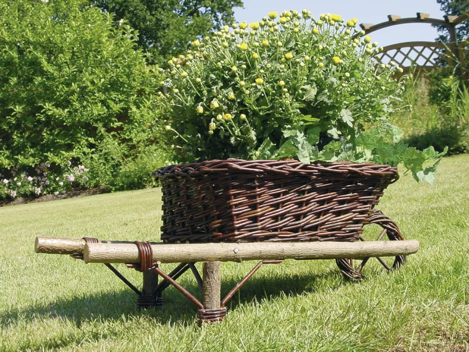 Weidenkorb-Benne.jpg Weidenkorb-Benne.jpg