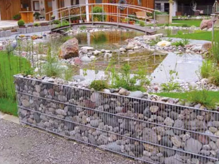 arcadia_mit_bruecke.jpg arcadia_mit_bruecke.jpg